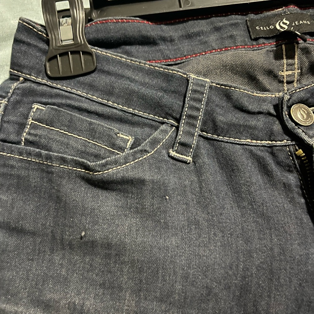 Celo Jeans - Picture 3 of 4